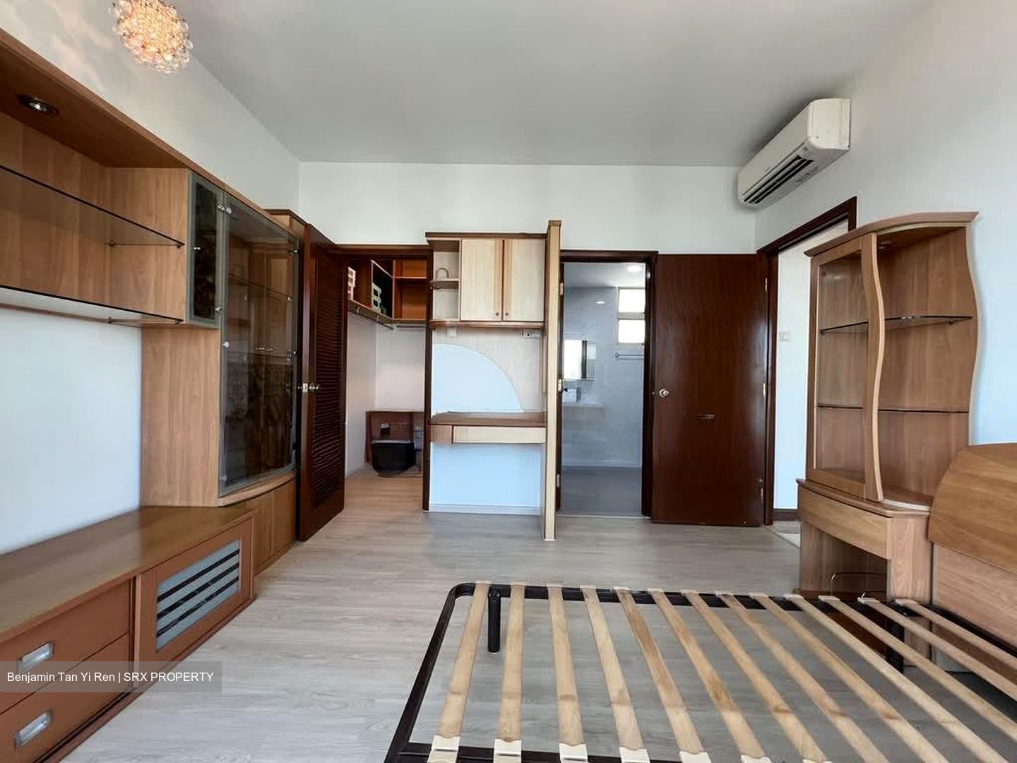 Trellis Towers (D12), Condominium #570457381